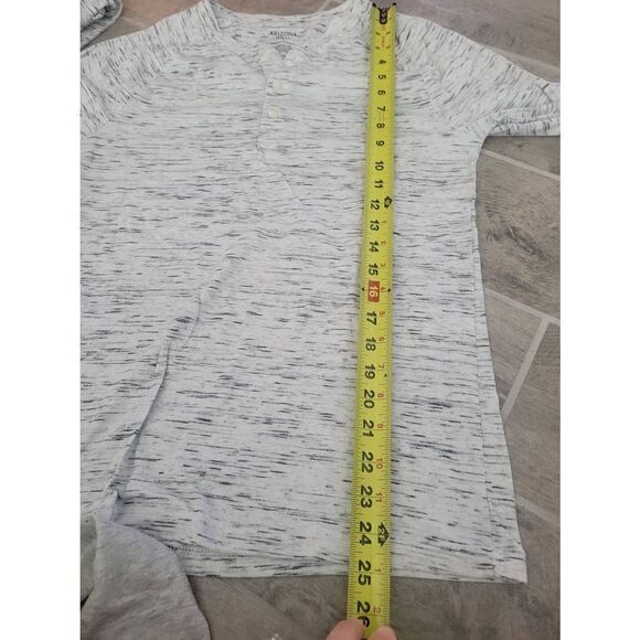 Two Mens‎ Arizona Henleys Heathered White and Gray Size Small - Picture 3 of 4
